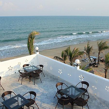 Baanmontra Beach Resort - Bankrut Exterior photo