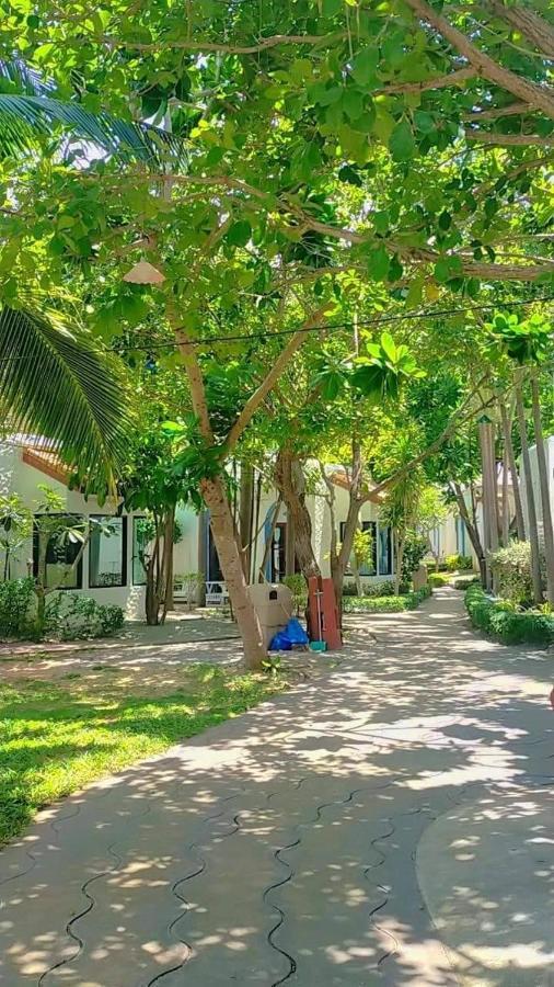 Baanmontra Beach Resort - Bankrut Exterior photo