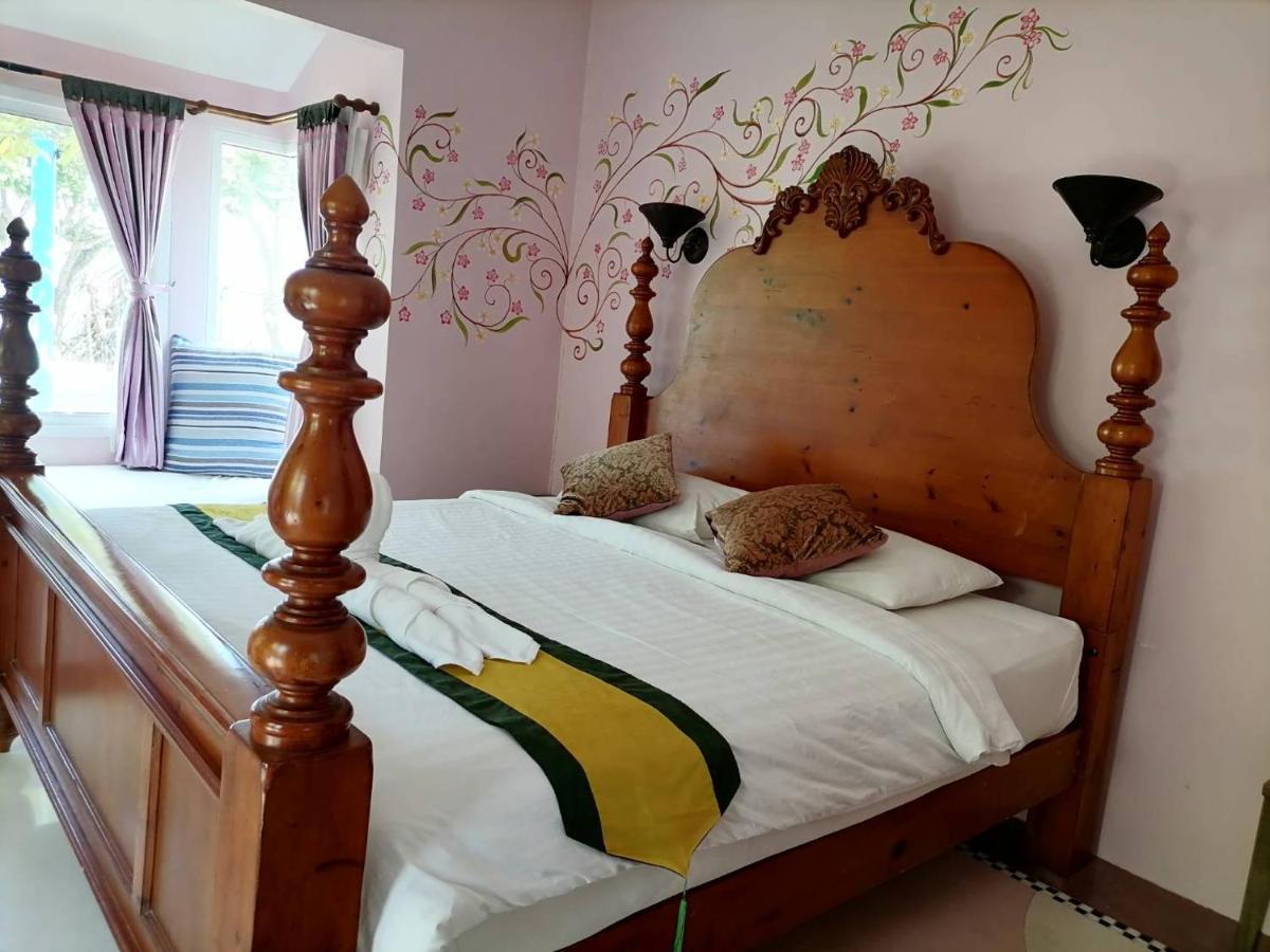 Baanmontra Beach Resort - Bankrut Exterior photo