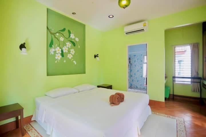 Baanmontra Beach Resort - Bankrut Exterior photo