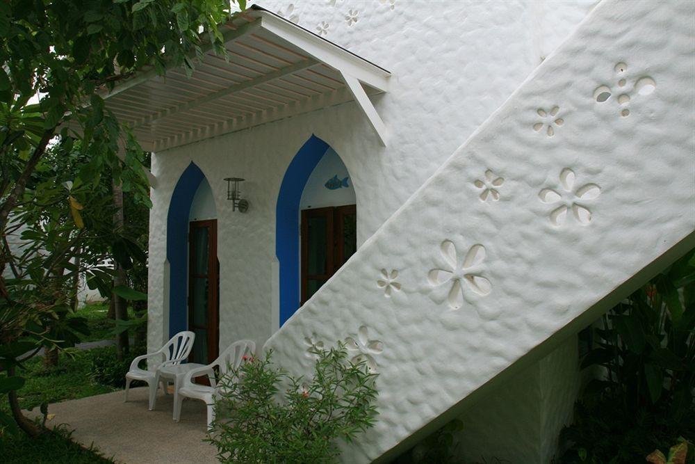 Baanmontra Beach Resort - Bankrut Exterior photo