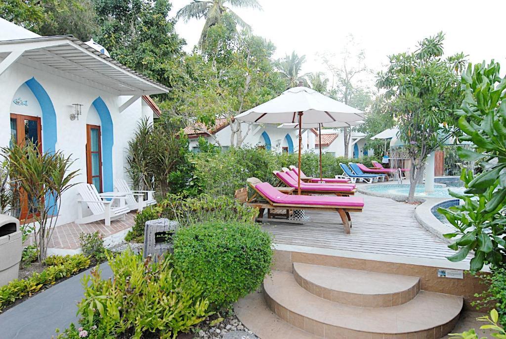 Baanmontra Beach Resort - Bankrut Exterior photo